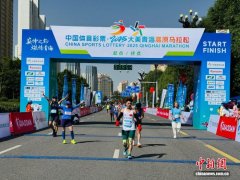 中国首个高原全程马拉松鸣